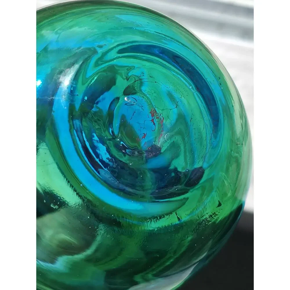 Vintage Hand Blown Art Glass Vase Green Swirl 5 Inch